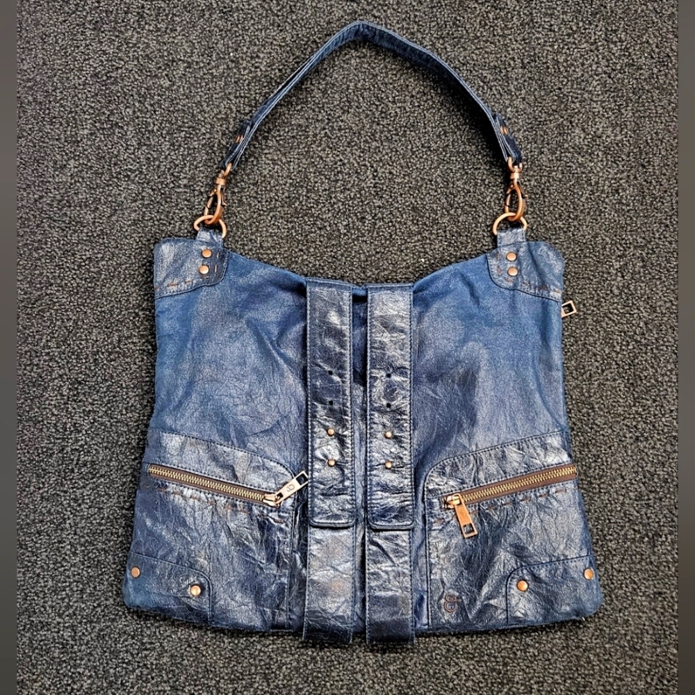 Matt & Nat Vegan Shoulder Bag